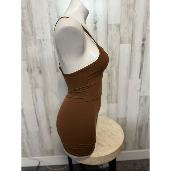 Glow mode brown jumpsuit romper - Picture 2 of 9
